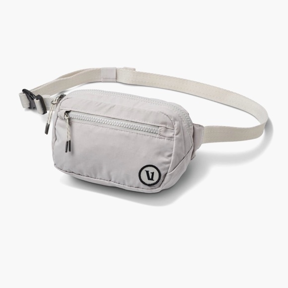 Vuori Handbags - Vuori Hip Pack bag (NWT)